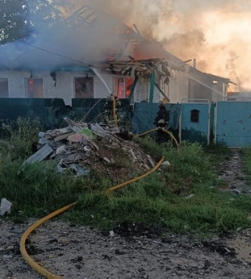 Обстріли прикордоння та Херсона. Як минула ніч в регіонах