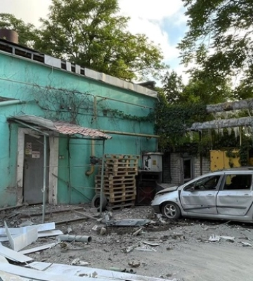 Ночью россияне обстреляли медучреждение в Херсоне