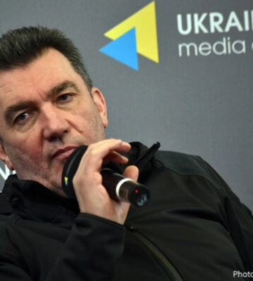 Данилов: Украина продолжит поставлять миру зерно