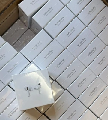 Волинянин потай віз через «Устилуг» навушники та годинники Apple на пів мільйона гривень 