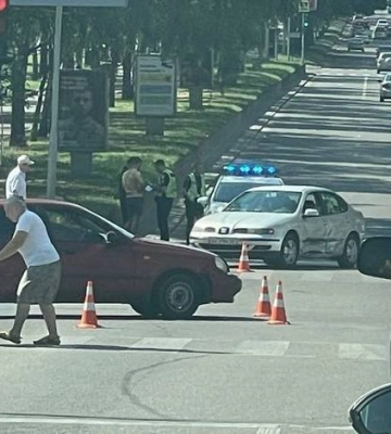 У Дніпрі через аварію ускладнено рух по проспекту Олександра Поля