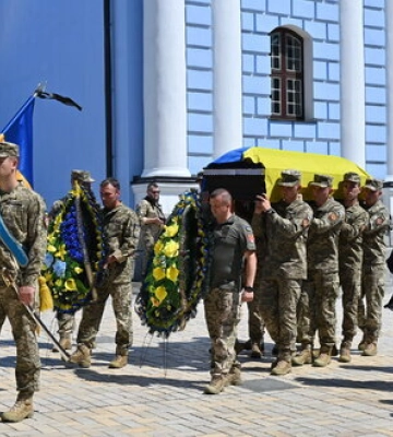 С погибшим сержантом 68-й ОЕБр Антоном Усовским попрощались в Михайловском Соборе. ВИДЕО+ФОТОрепортаж