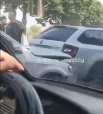 У Луцьку сталася потрійна ДТП за участі «тесли»