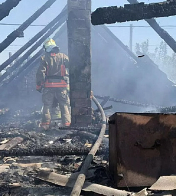 У Нікополі згорів житловий будинок