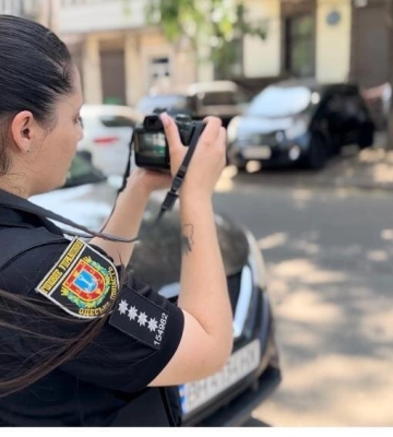 В Приморському районі Одеси обстріляли авто та влаштували переслідування