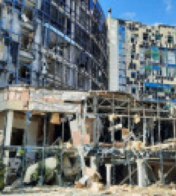 Харьков атакуют россияне, жители города слышат взрывы