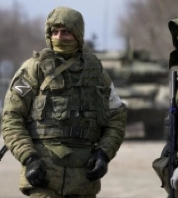 «Підготовка до депортації»: для чого окупанти заохочують жителів півдня доносити одне на одного?