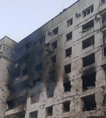 Ракета РФ попала в многоэтажку в Орехове