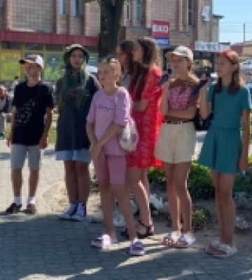 Діти з Рожища зібрали майже половину суми на авто для білоруського підрозділу в складі ЗСУ