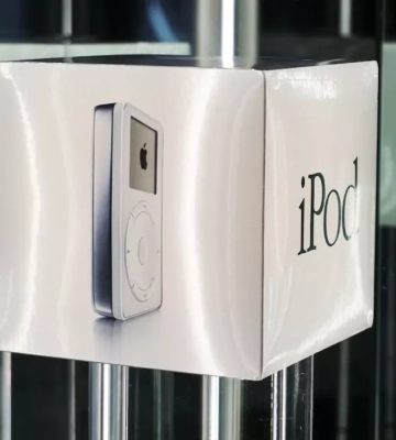 IPod 2001 року продали за рекордною ціною