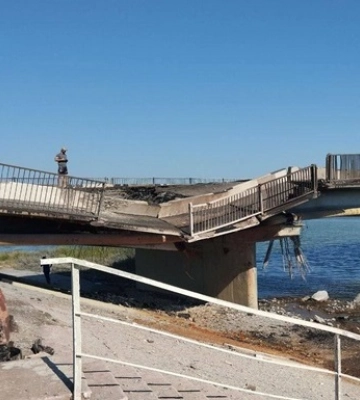 ЗСУ підтвердили удари по мостам до Криму