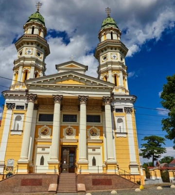 В Ужгороді священник закликав молитися за примирення «двох великих народів»