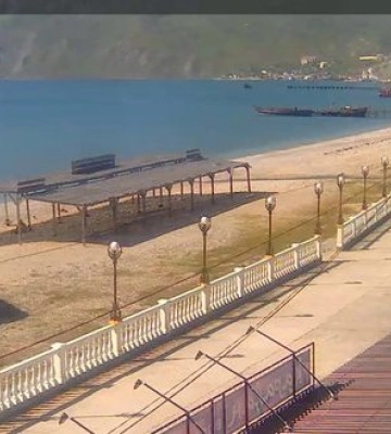 За июль количество российских туристов в Крыму сократилось почти вдвое, - росСМИ