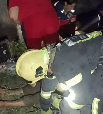 У Дніпровському районі внаслідок пожежі постраждали двоє жінок (ВІДЕО)