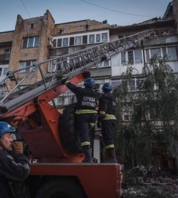 Влучили в багатоповерхівки з людьми: росіяни обстріляли Покровськ на Донеччині