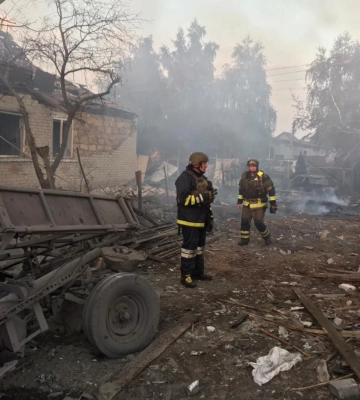 Двоє рятувальників і слідчий поранені під час повторного обстрілу Харківщини