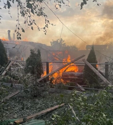 Ворог вдарив по приватних будинках на Харківщині: є загиблі й поранені 