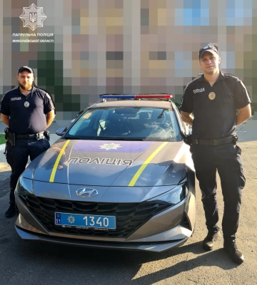 У Миколаєві патрульним посеред ночі довелося доправити породіллю у лікарню