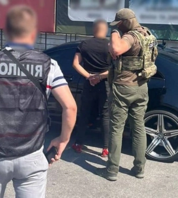 Правоохранители задержали жителя Черкасс, который обещал вернуть домой военнопленного