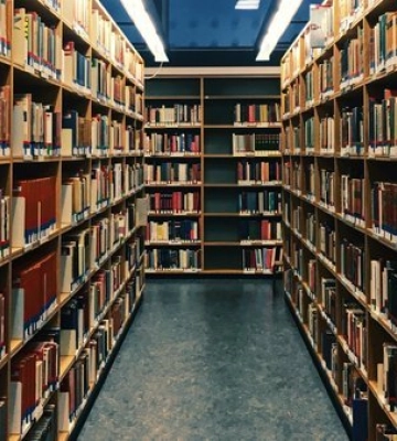 Українські бібліотеки отримають 25 тисяч книжок англійською мовою
