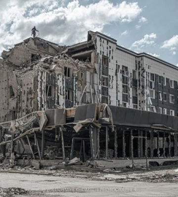 Луцький фотограф, який зараз служить, показав кадри трагедїі у Покровську 