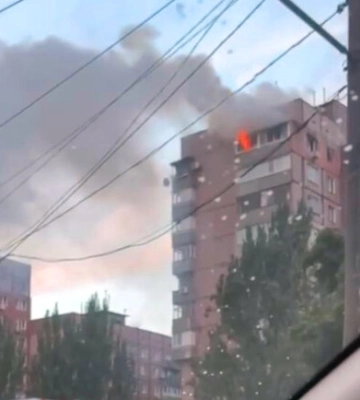 У Дніпрі горіла квартира багатоповерхівки на Набережній Перемоги