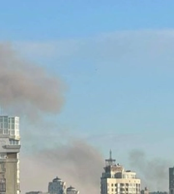 В Киеве обломки ракеты упали рядом с детской больницей: первые подробности