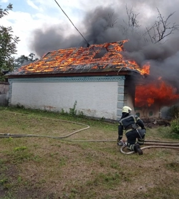 У Кропивницькому горів житловий будинок