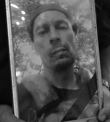 Не зміг відзначити 50-річчя: у Луцьку попрощалися із полеглим Героєм Русланом Лужанцовим