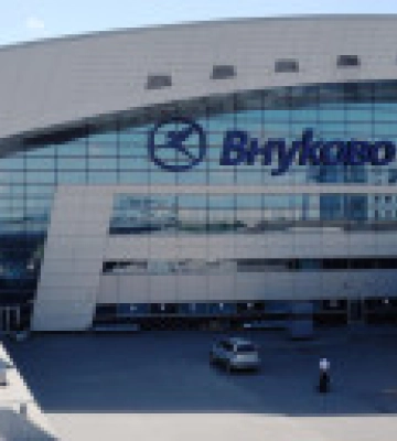 В москве закрыли аэропорт "внуково": СМИ сообщают о пролете неизвестного объекта в районе
