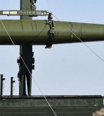 РФ випустила по Україні чотири Кинджали: одну ракету вдалося збити, ще три вдарили біля аеродрому на Прикарпатті - Повітряні сили ЗСУ
