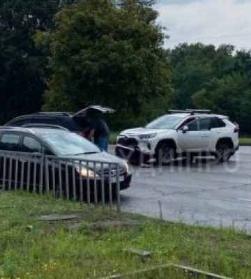 Рух частково ускладнено: у Дніпрі на вулиці Космічній сталася ДТП