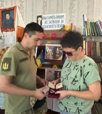 На Полтавщині дружині полеглого солдата Вадима Лисенка передали його орден «За мужність» III ступеня