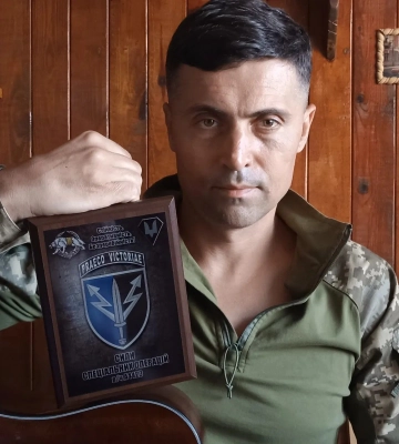 Український актор Дмитро Лінартович відверто розповів про свою мотивацію служити в ЗСУ