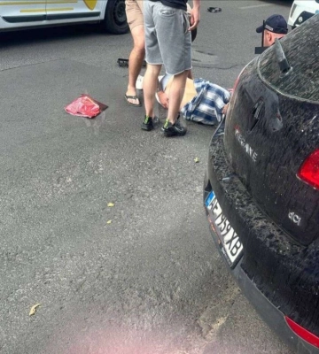 Чоловік помер у лікарні: У Дніпрі водій BMW збив пенсіонера (ФОТО)