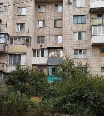 Внаслідок учорашніх ударів по Херсонській області загинула мирна людина, 10 поранені