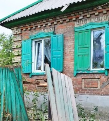 Двоє людей загинули та одна отримала поранення від обстрілів на Донеччині за добу