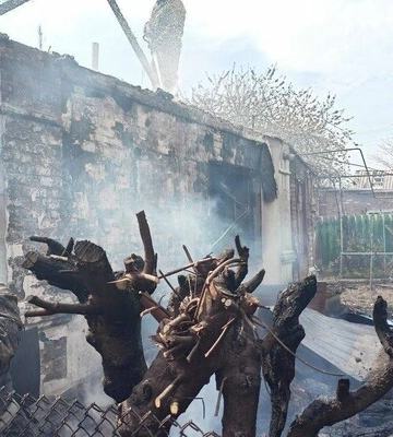 Россияне ударили авиабомбой по Орехову. Погиб полицейский, есть много пострадавших