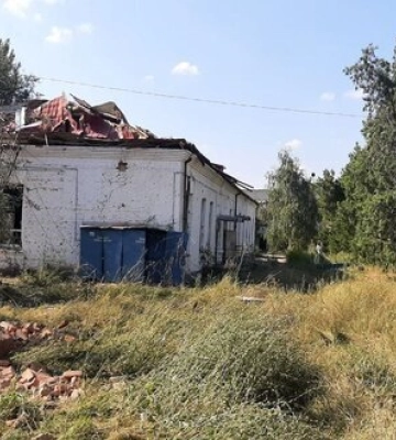Утром враг ударил управляемой авиабомбой по Орехову в Запорожье: двое людей погибли, 12 человек ранены (обновлено)