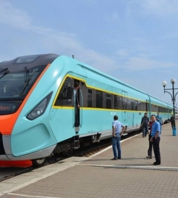 З Києва до Львова курсуватимуть новенькі потяги