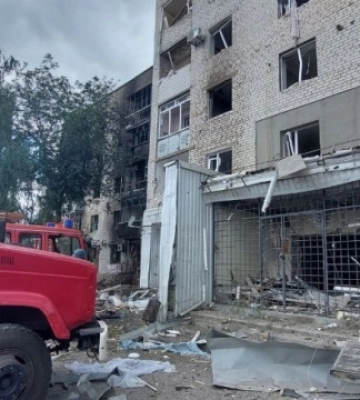 В Оріхові внаслідок обстрілу росіян сталася пожежа у п’ятиповерхівці