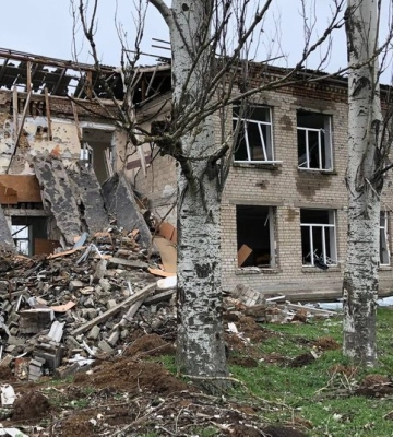 Відновлення закладів освіти Миколаївщини: хто і як допомагає у відбудові