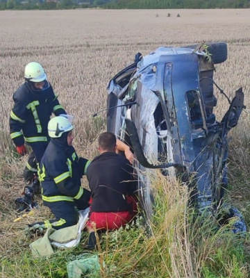 У ДТП на Львівщині травмовано п&#039;ятеро осіб: водій і четверо пасажирів