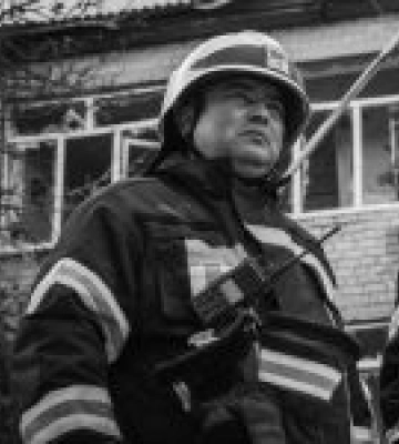 Сьогодні вночі помер рятувальник Віталій Кінца, який постраждав під час ліквідації наслідків обстрілу в Покровську