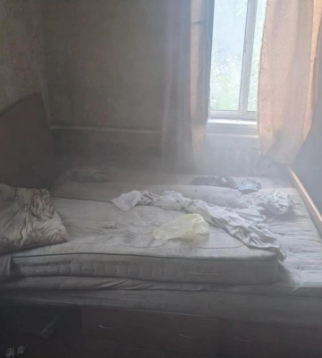 У Здолбунові горіла оселя: чоловіка врятували
