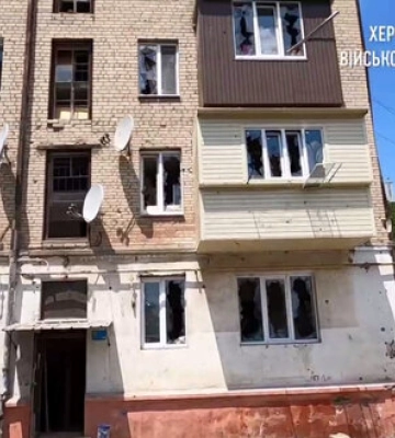Враг обстрелял Херсон, три человека получили ранения (обновлено). ФОТО