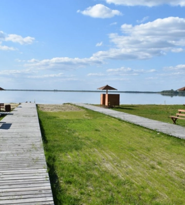 У курортному Світязі водій вантажівки їздив центральним пляжем