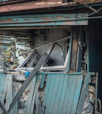 Окупанти обстріляли дев'ять громад Сумщини, пошкоджено багатоквартирний будинок - ОВА