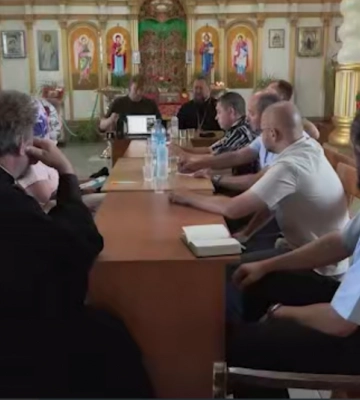 В Мелитополе попы-предатели провели заседание филиала Сатаны, командует которым атаман-предатель 