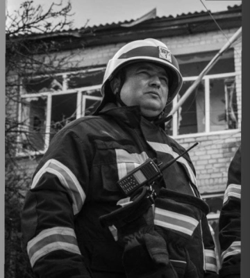 Поранений під час обстрілу Покровська: у Дніпрі помер рятувальник Віталій Кінц